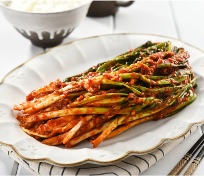 [Jongga] Pa Kimchi (Green Onion Kimchi)  300g 종가집 파김치