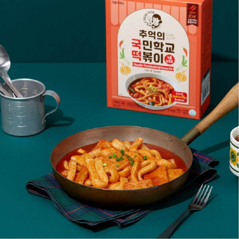 Newtro Cook-Tok Tteokbokki Rice Cake   추억의 국민학교 떡볶이 뉴트로